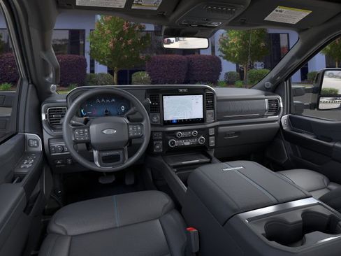 New 2026 Ford F250 Platinum w/ FX4 Off-Road Package image 31