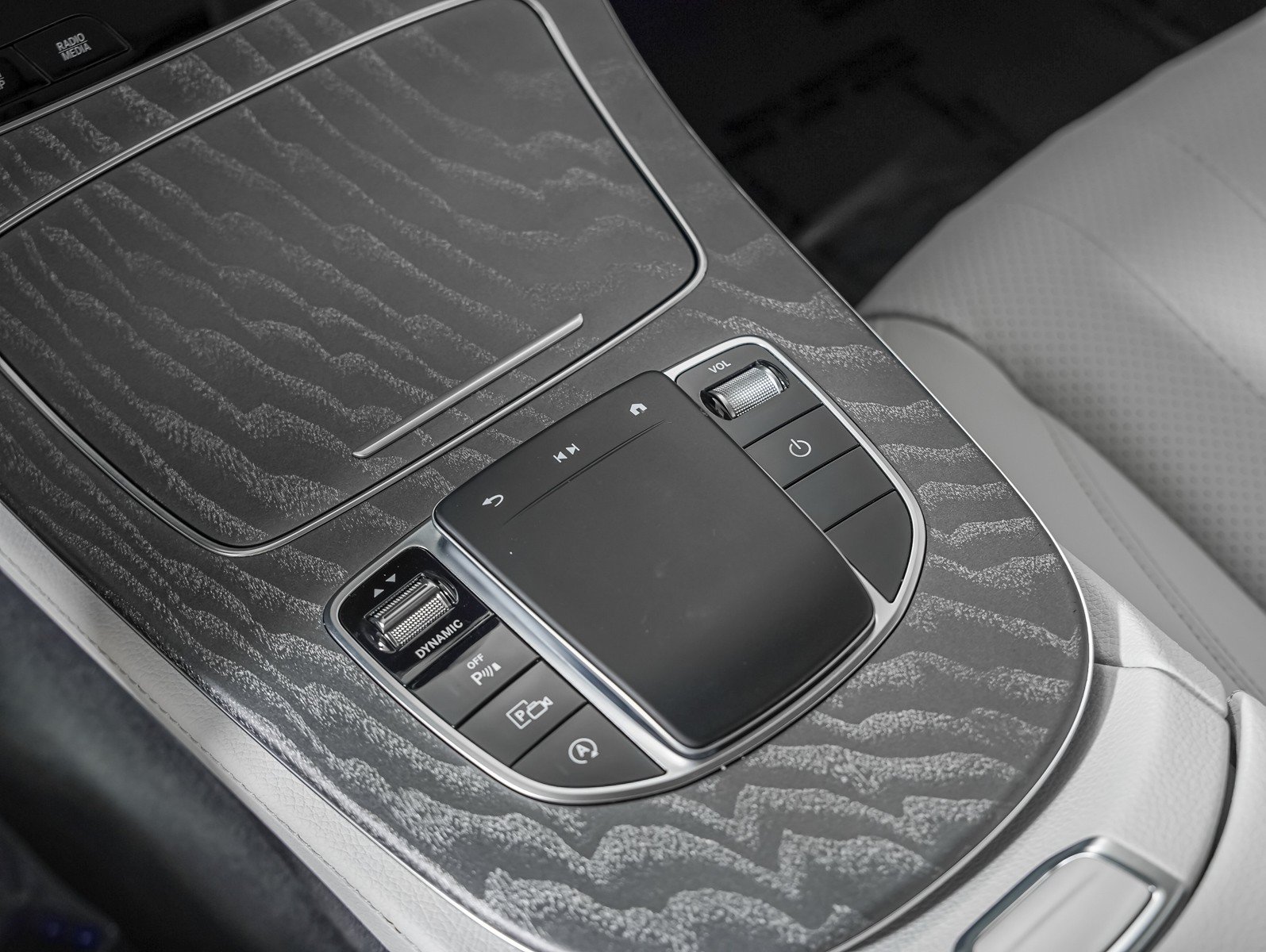 Certified 2023 Mercedes-Benz E 450 4MATIC Sedan image 19