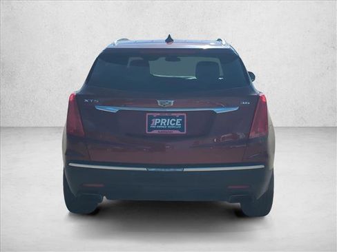 Used 2017 Cadillac XT5 Luxury image 5