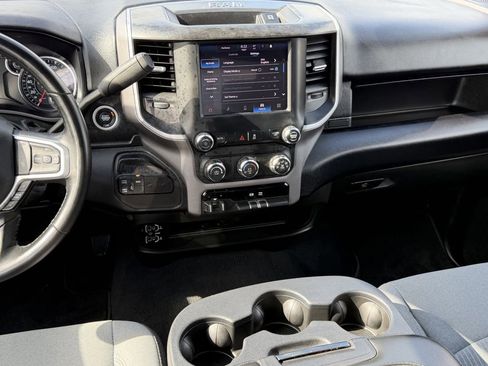 Used 2024 RAM 2500 Big Horn AWD/4WD image 17