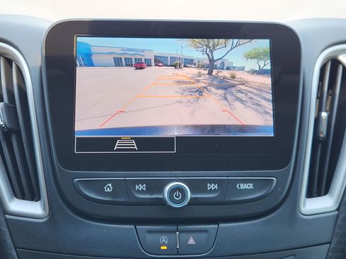 Used 2025 Chevrolet Malibu LS w/ Driver Confidence Package FWD image 21