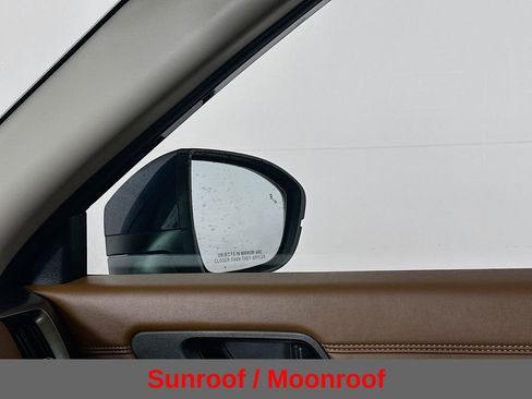 Certified 2024 Nissan Pathfinder Platinum image 27