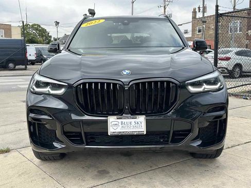 Used 2022 BMW X5 M50i w/ Premium Package AWD/4WD image 2