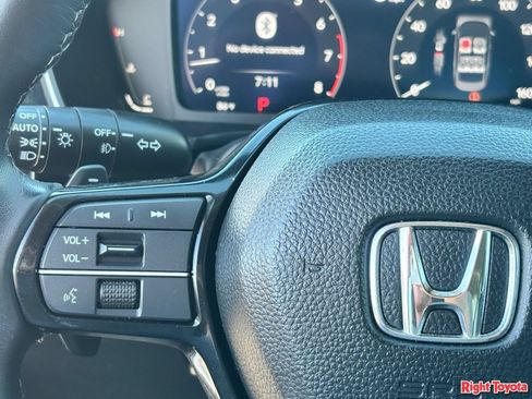 Used 2024 Honda Civic Touring image 22