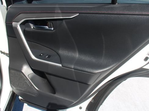 Used 2021 Toyota RAV4 XSE w/ Premium Package AWD/4WD image 18