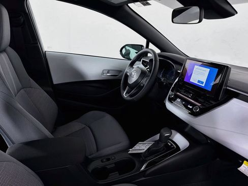 New 2026 Toyota Corolla SE FWD image 32