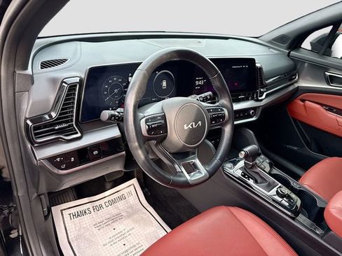 Used 2024 Kia Sportage SX image 11
