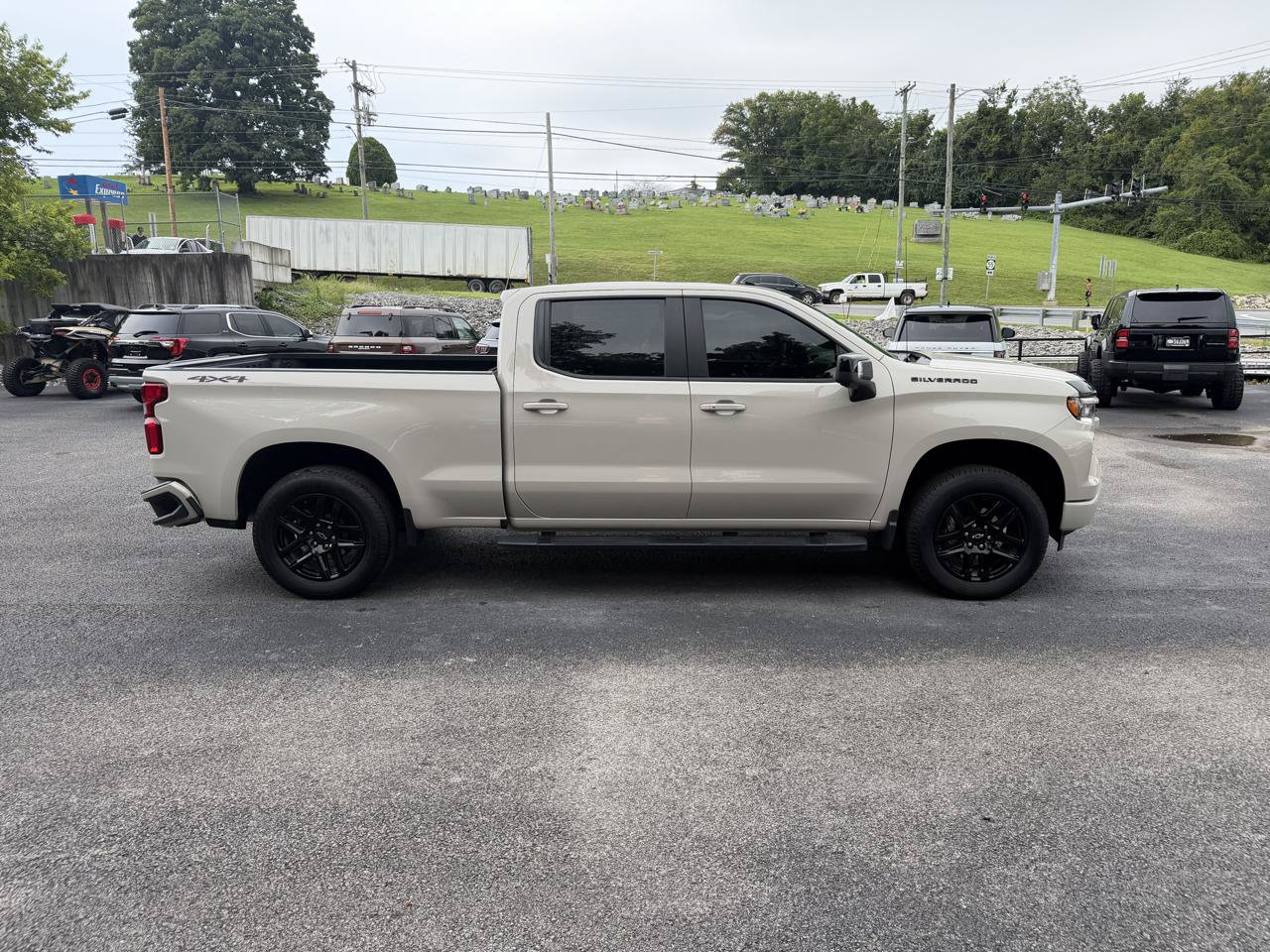 Used 2026 Chevrolet Silverado 1500 RST w/ Dark Appearance Package AWD/4WD image 6