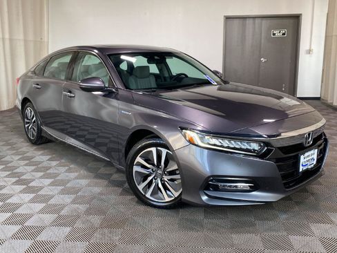 Used 2018 Honda Accord Touring image 1