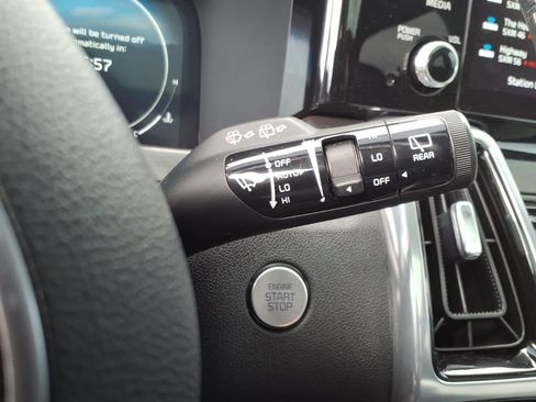 Certified 2023 Kia Sorento SX AWD/4WD image 22