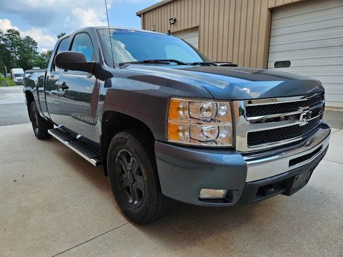 Used 2011 Chevrolet Silverado 1500 LT w/ All-Star Edition image 3