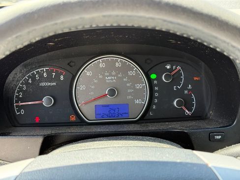 Used 2009 Hyundai Elantra SE FWD image 17