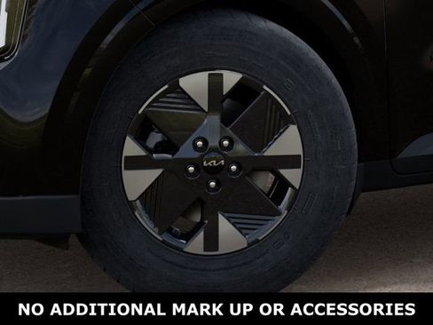 New 2026 Kia Carnival LXS image 9