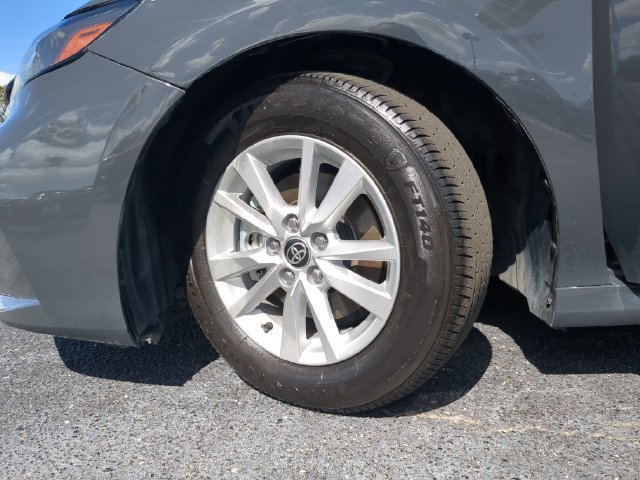 Used 2026 Toyota Camry LE FWD image 34