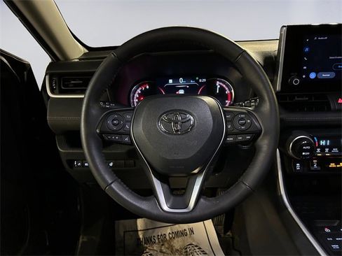 Used 2024 Toyota RAV4 XLE image 12