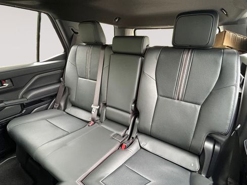 New 2026 Toyota 4Runner Limited AWD/4WD image 13
