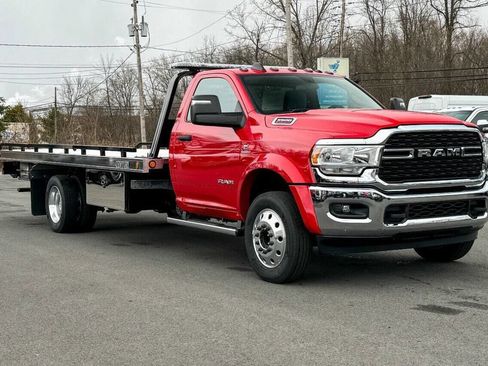 Used 2024 RAM 5500 SLT w/ Quick Order Package 2YG SLT AWD/4WD image 1