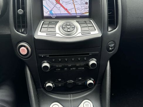 Used 2014 Nissan 370Z Touring w/ Sport Package RWD image 7