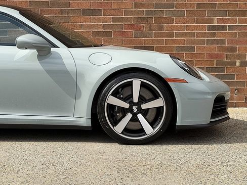 New 2026 Porsche 911 Carrera 4S image 11