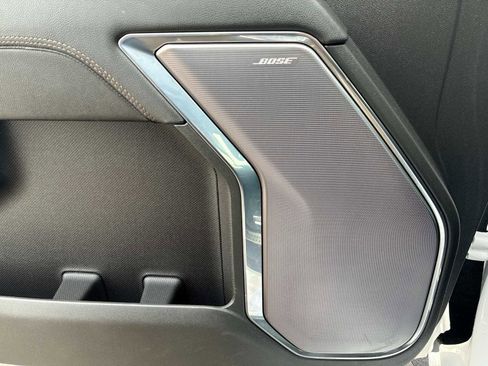 Used 2023 Chevrolet Silverado 1500 High Country w/ Technology Package image 25