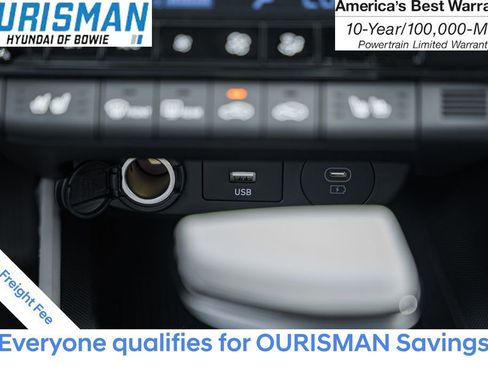 New 2025 Hyundai Elantra Limited image 19