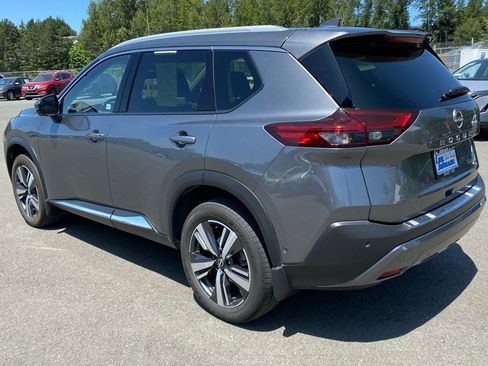 Certified 2023 Nissan Rogue SL w/ SL Premium Package image 7