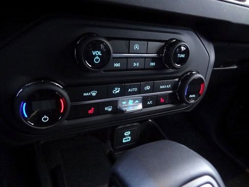 Used 2025 Ford Bronco Big Bend image 9