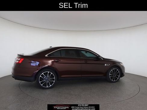 Used 2018 Ford Taurus SEL w/ Equipment Group 201A AWD/4WD image 21