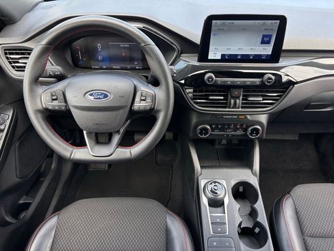Used 2025 Ford Escape ST-Line AWD/4WD image 18