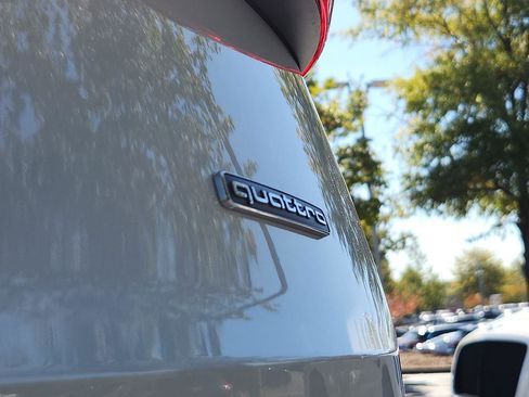 Used 2025 Audi Q7 3.0T Prestige w/ Prestige Package image 32