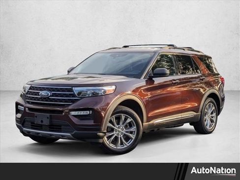 Used 2020 Ford Explorer XLT w/ Equipment Group 202A AWD/4WD image 1