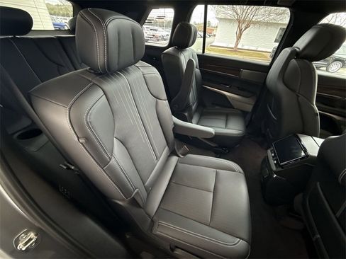 Certified 2026 Cadillac Vistiq Sport image 26