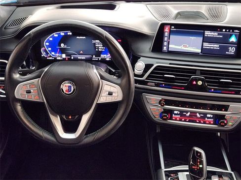 Used 2022 BMW ALPINA B7 xDrive w/ Luxury Rear Seating Package image 28