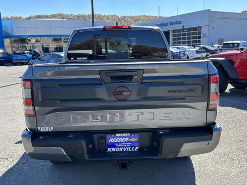 Used 2025 Nissan Frontier PRO-4X w/ Pro Convenience Package image 4