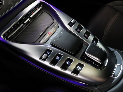Used 2022 Mercedes-Benz AMG GT 43 image 30