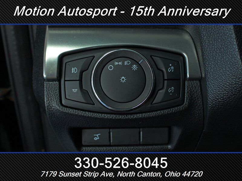 Used 2018 Ford Explorer XLT w/ Equipment Group 201A AWD/4WD image 12
