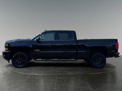 Used 2019 Chevrolet Silverado 2500 LTZ w/ Duramax Plus Package AWD/4WD image 6