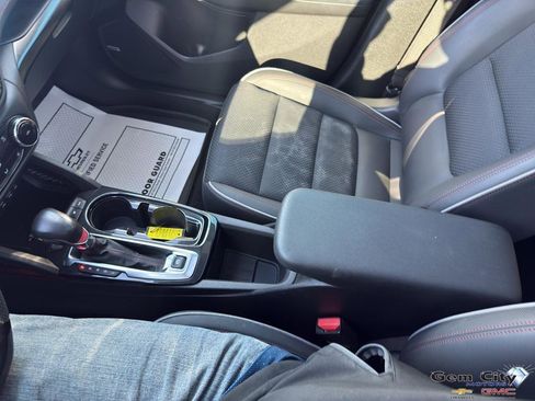 Used 2021 Chevrolet TrailBlazer RS w/ Sun and Liftgate Package image 26