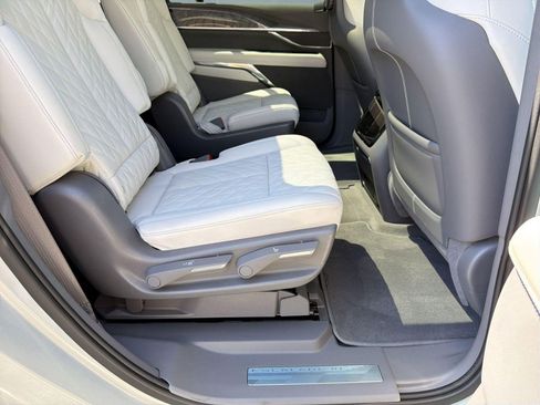 Certified 2025 Cadillac Escalade IQ Luxury 1 image 29