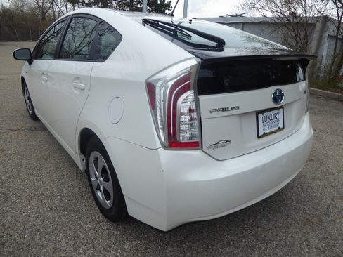 Used 2012 Toyota Prius Two image 8