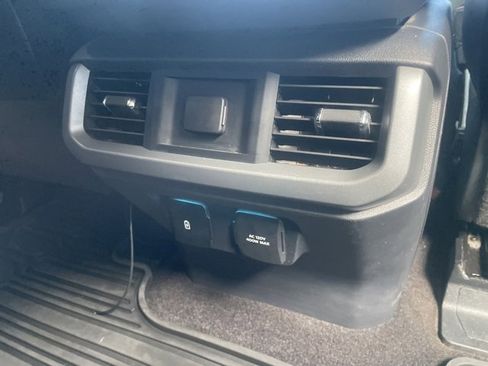 Used 2022 Ford F150 Lariat image 60