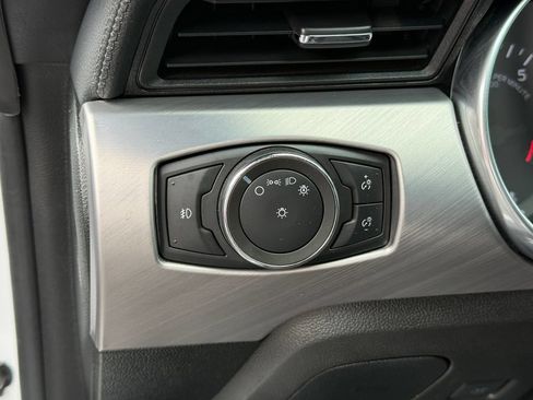 Used 2022 Ford Mustang GT RWD image 25