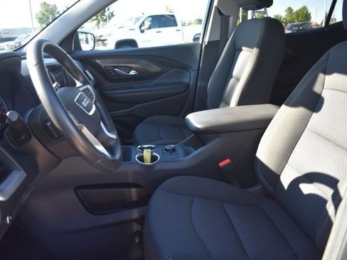 Used 2024 GMC Terrain SLE image 14