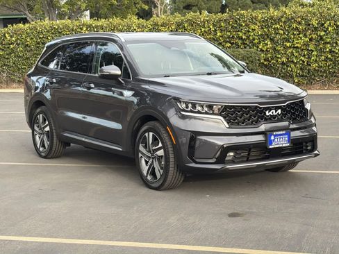 Used 2023 Kia Sorento EX image 8