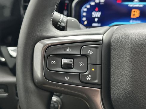 Used 2023 Chevrolet Silverado 1500 High Country w/ High Country Premium Package image 18