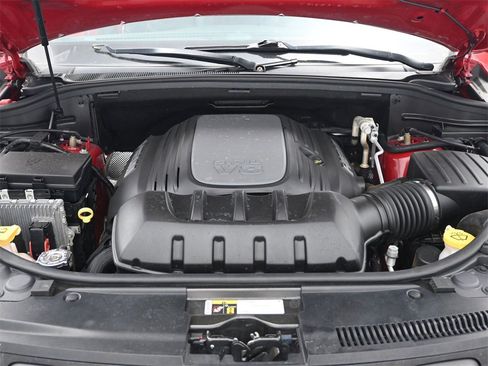 Used 2021 Jeep Grand Cherokee Trailhawk image 13