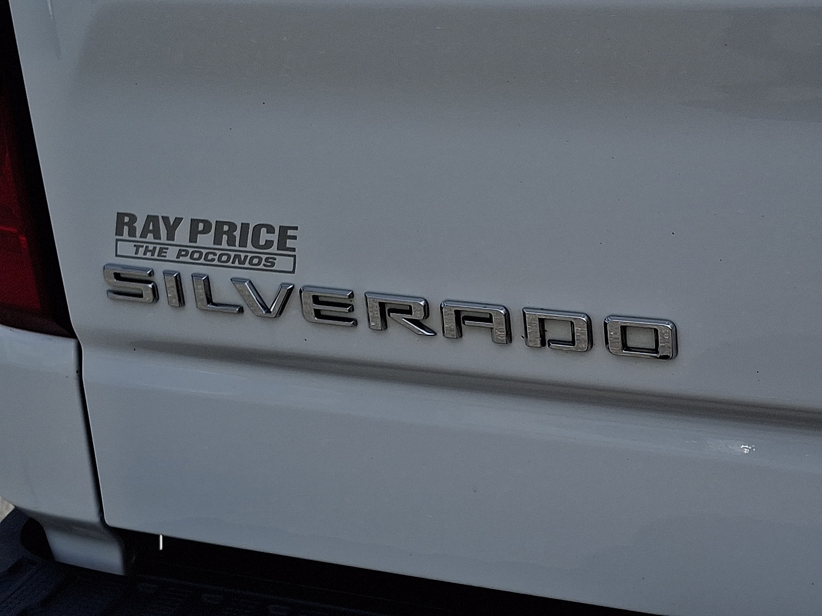 Used 2020 Chevrolet Silverado 1500 LT AWD/4WD image 30