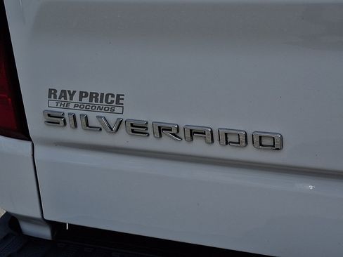 Used 2020 Chevrolet Silverado 1500 LT AWD/4WD image 30