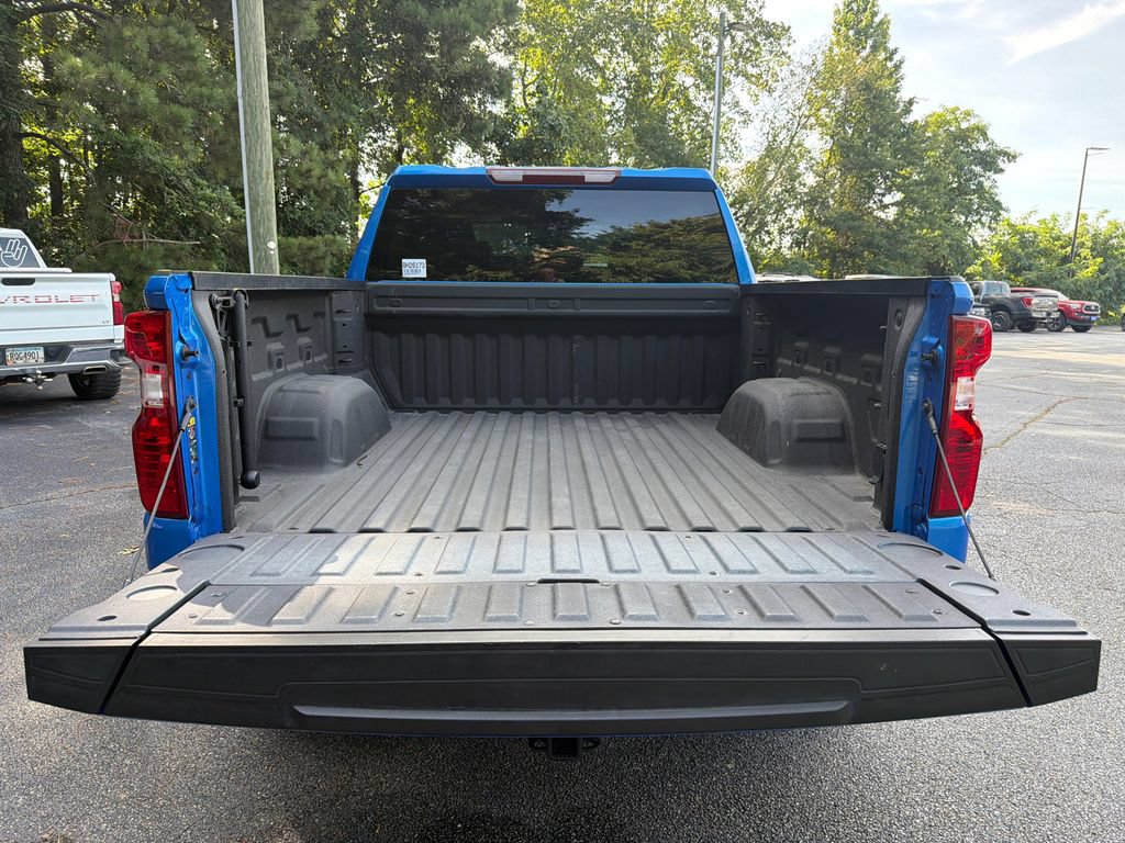 Used 2025 Chevrolet Silverado 1500 Custom RWD image 18