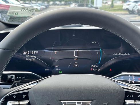 New 2025 Cadillac Lyriq Luxury image 24